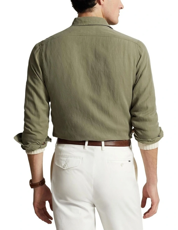 Classic Fit Linen-Silk Twill Workshirt in Green image 2