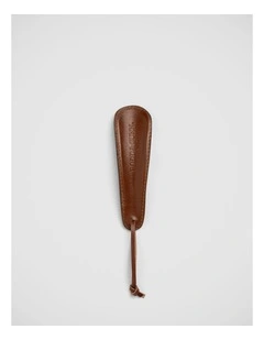 Cobbler Shoe Horn in Chestnut