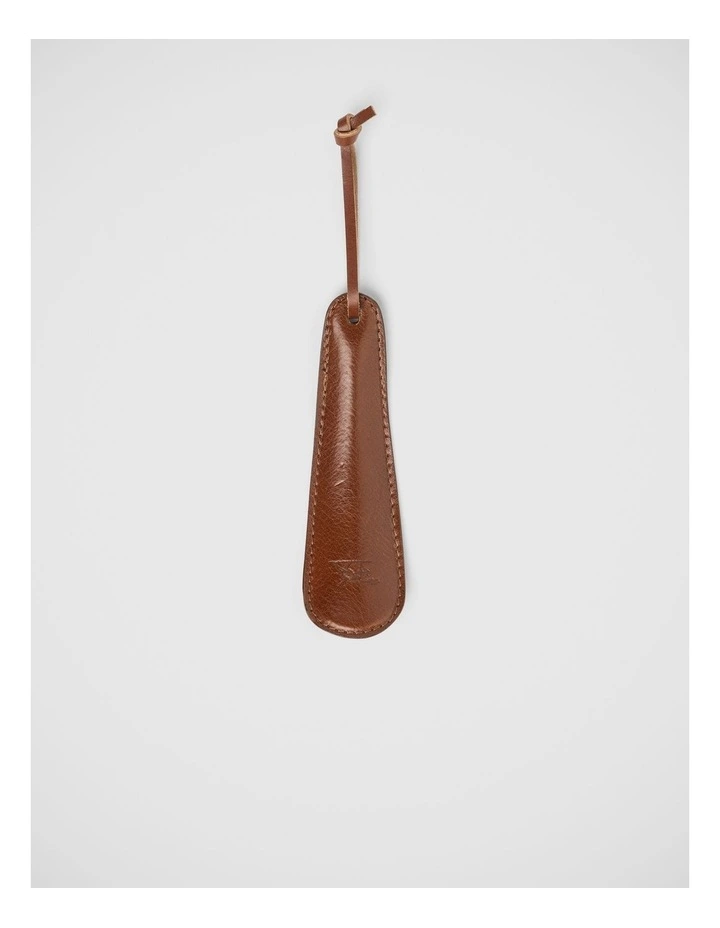 Cobbler Shoe Horn in Chestnut image 2