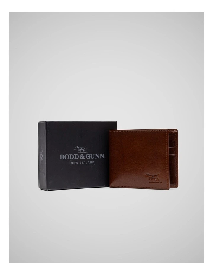 Wakefield Bi-Fold Wallet in Cognac image 6