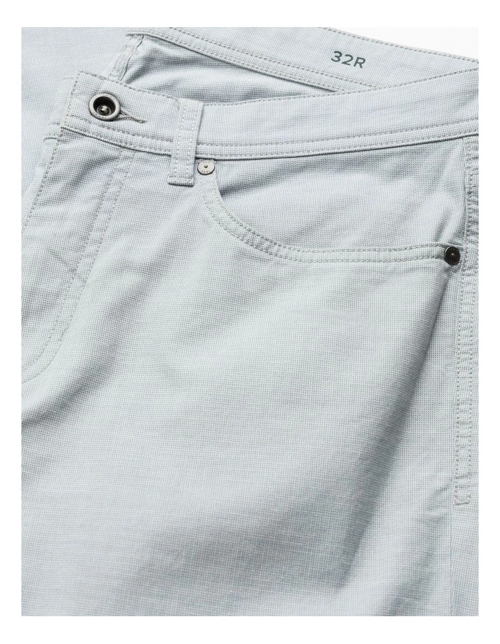 Gunn Straight Fit Jean Short Leg in Dove image 6