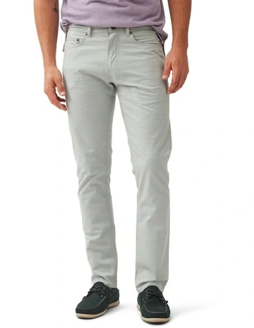 Gunn Straight Fit Jean Long Leg in Dove