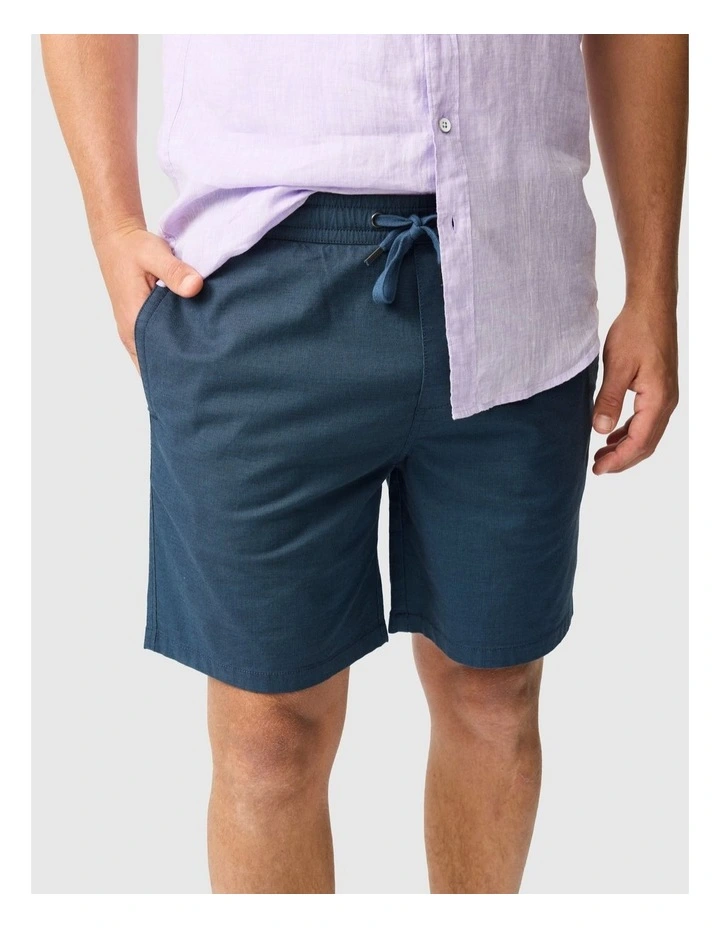 Gunn 7" Resort Short in Bluestone image 6