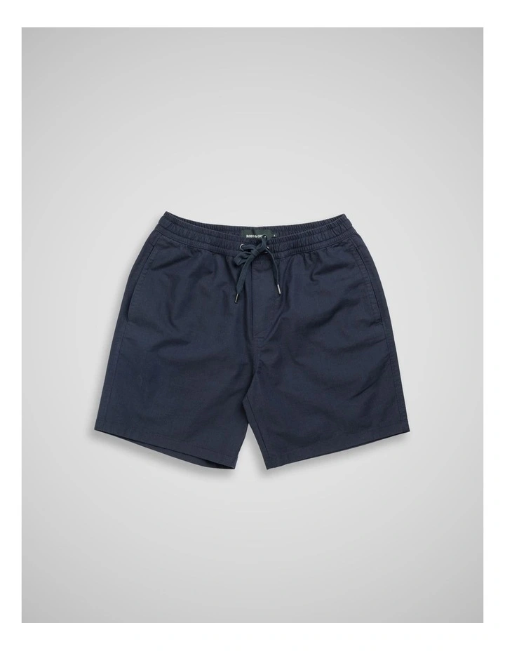 Gunn 7" Resort Short in Midnight image 4