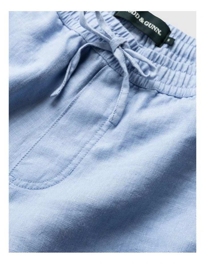 Linen 9 inch Resort Short in Chambray image 5