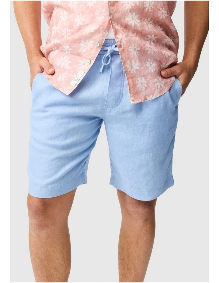 Linen 9 inch Resort Short in Chambray image 6