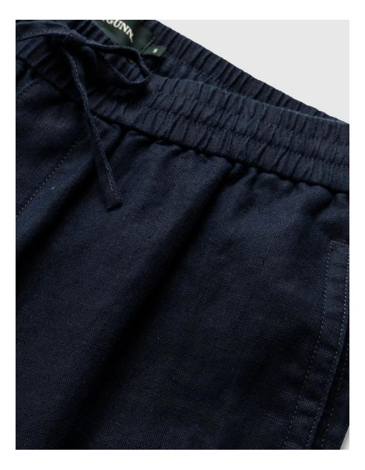 Linen Resort Pant in Navy image 5