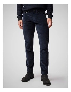 Ashhurst Straight Fit Jean Short Leg in Navy