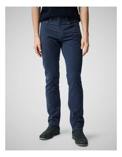 Glenvar Straight Fit Jean Short Leg in Navy