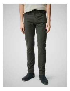Glenvar Straight Fit Jean Long Leg in Forest