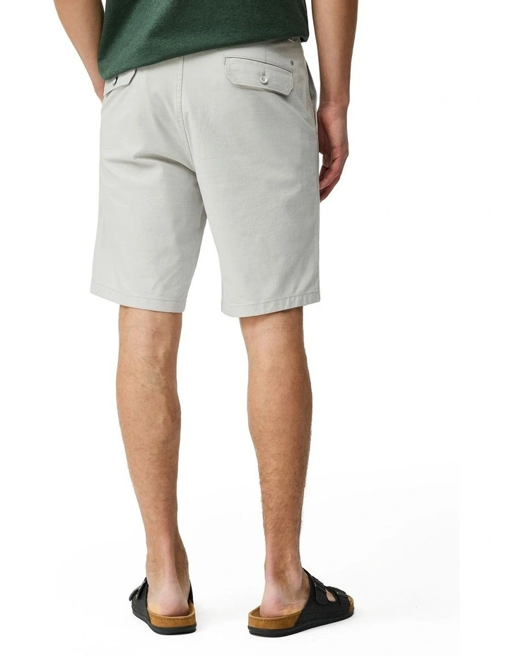 The Gunn 9" Short in Oatmeal image 2