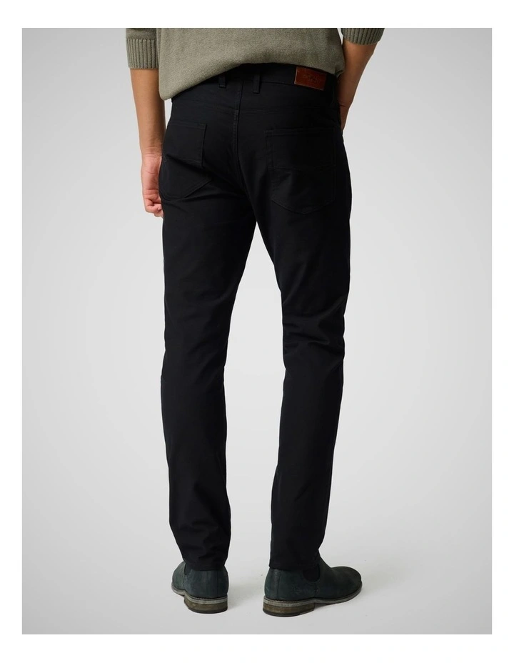 Motion 2 Straight Jean Regular Leg Onyx in Black image 3