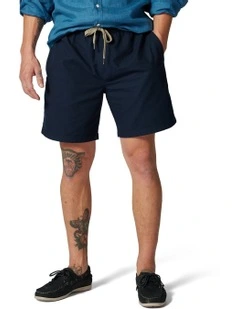 Gunn Resort 7" Short in Navy