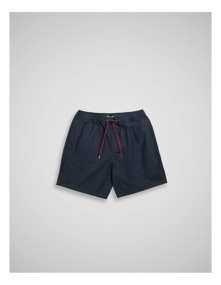 Gunn Resort 7" Short in Navy image 4