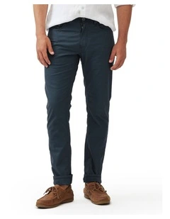 Regular Leg Straight Fit Jean in Bluestone