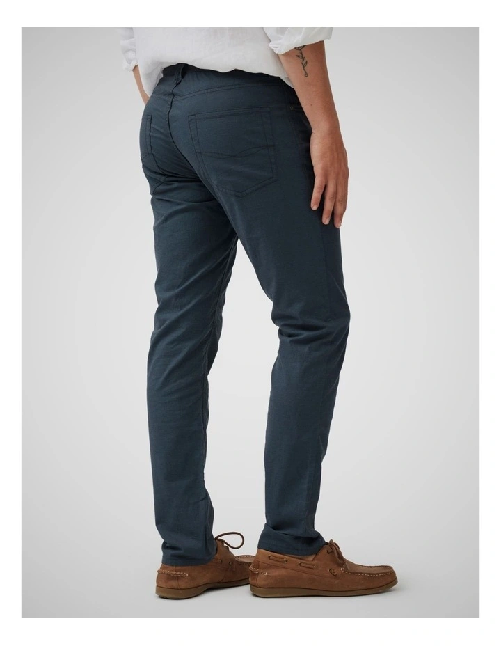 Regular Leg Straight Fit Jean in Bluestone image 3