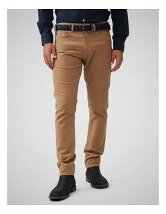 Motion 2 Straight Jean Short Leg in Camel