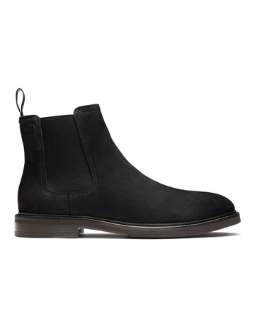 Kirby Suede Chelsea Boots in Charcoal