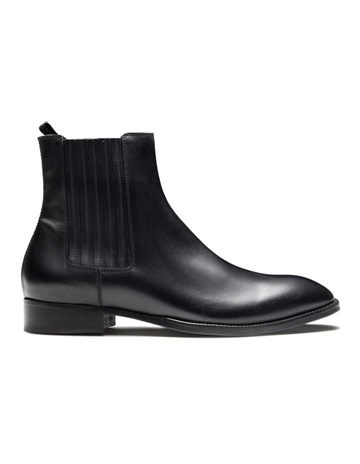 Mayfair Chelsea Boots in Black