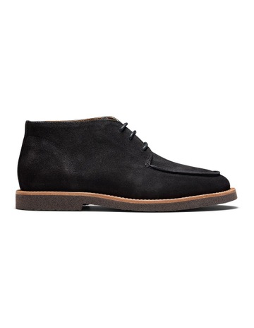 Scout Suede Chukka Boots in Charcoal