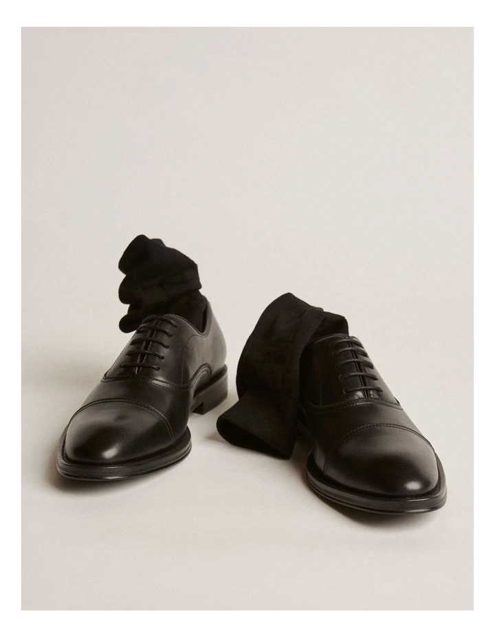 Hereford Oxford Shoes in Black image 2
