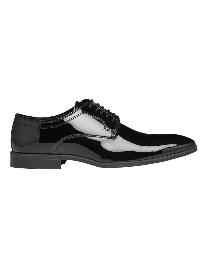 patent leather black shoes