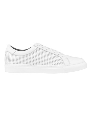 sneakers white colour