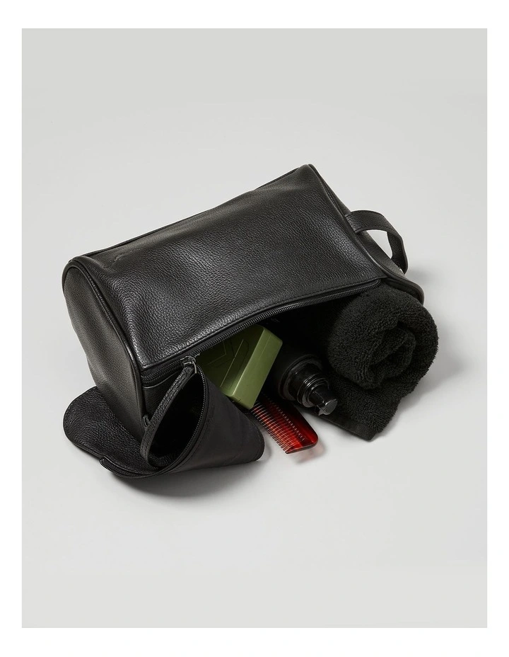 Montoro Leather Toiletry Bag in Black image 2