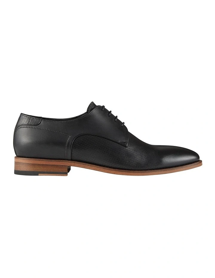 Aquila shoes myer clearance