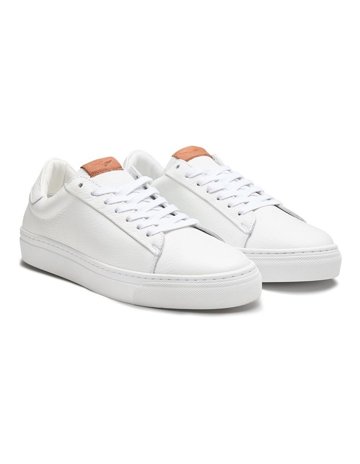 Deco 2.0 Leather Sneakers in White image 3