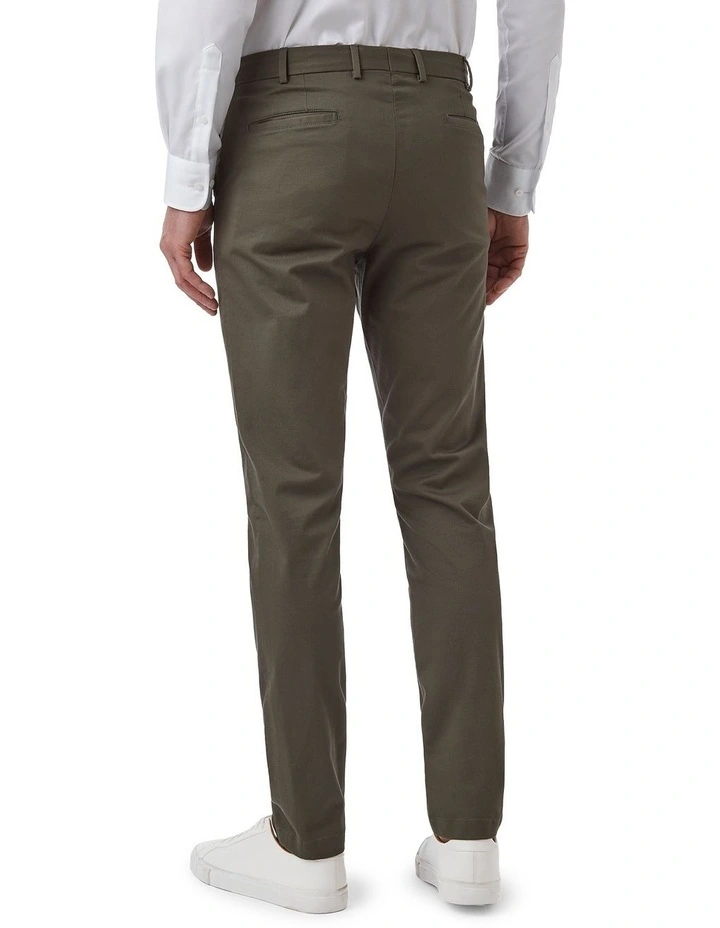 Gerrard Tailored Fit Chino In Green image 2