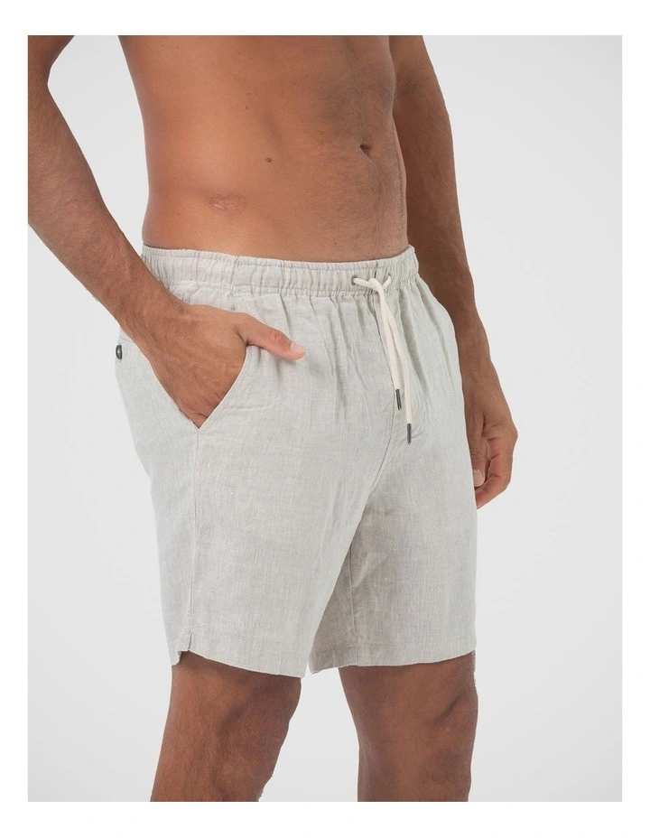 Linen Short in Beige image 3