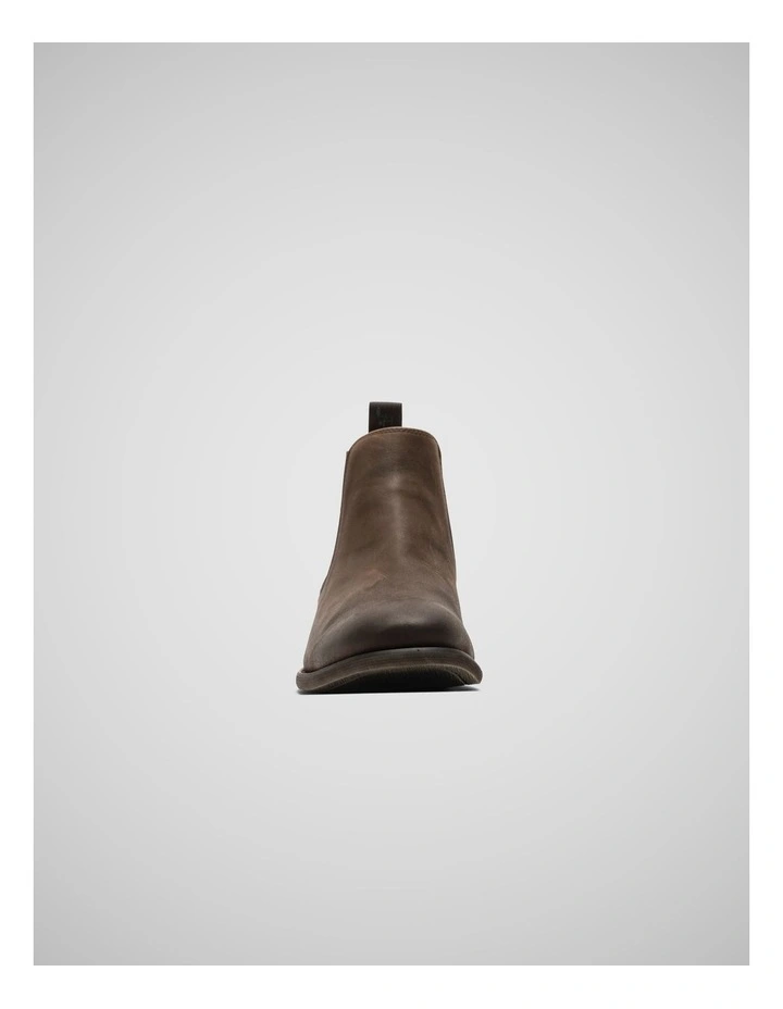 Ealing Chelsea Boot in Chocolate image 4