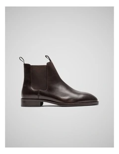 Farmlands Chelsea Boot in Chocolate