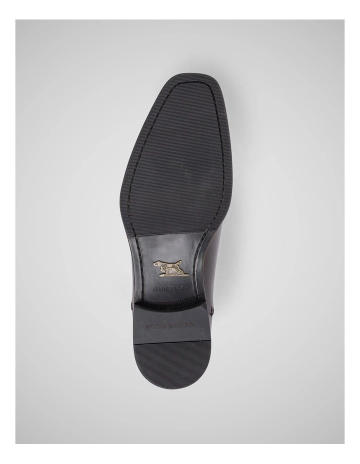 Farmlands Chelsea Boot in Chocolate image 7