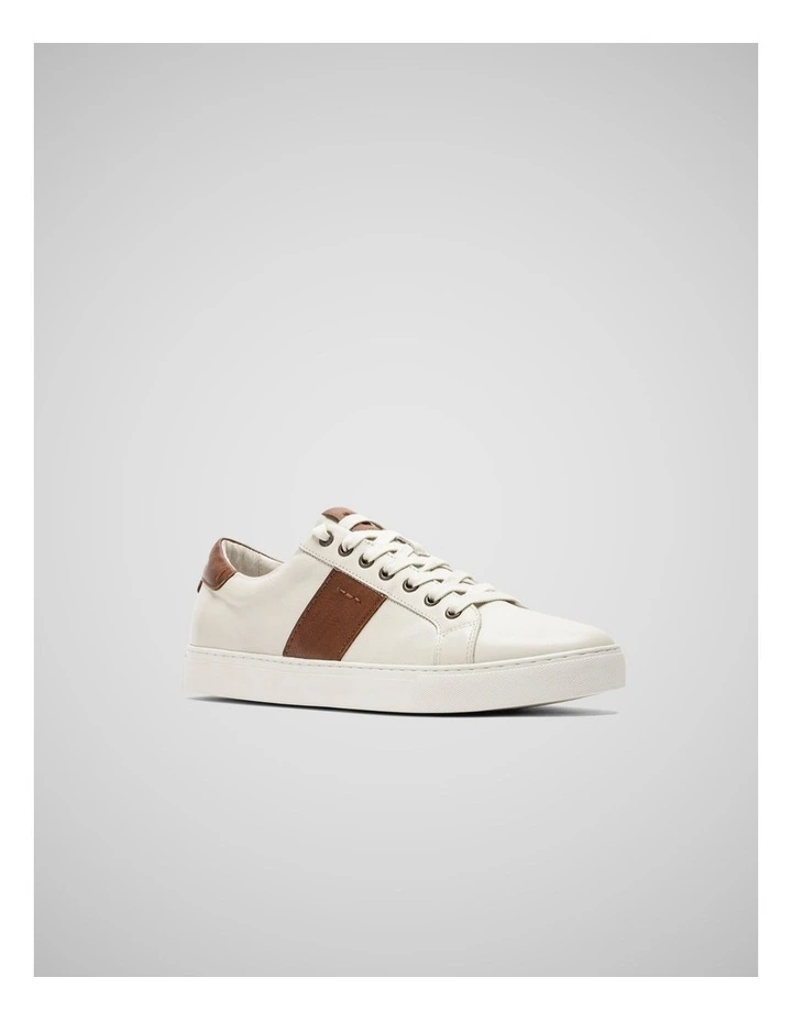 Endeavour Cruise Sneaker in Chalk image 2