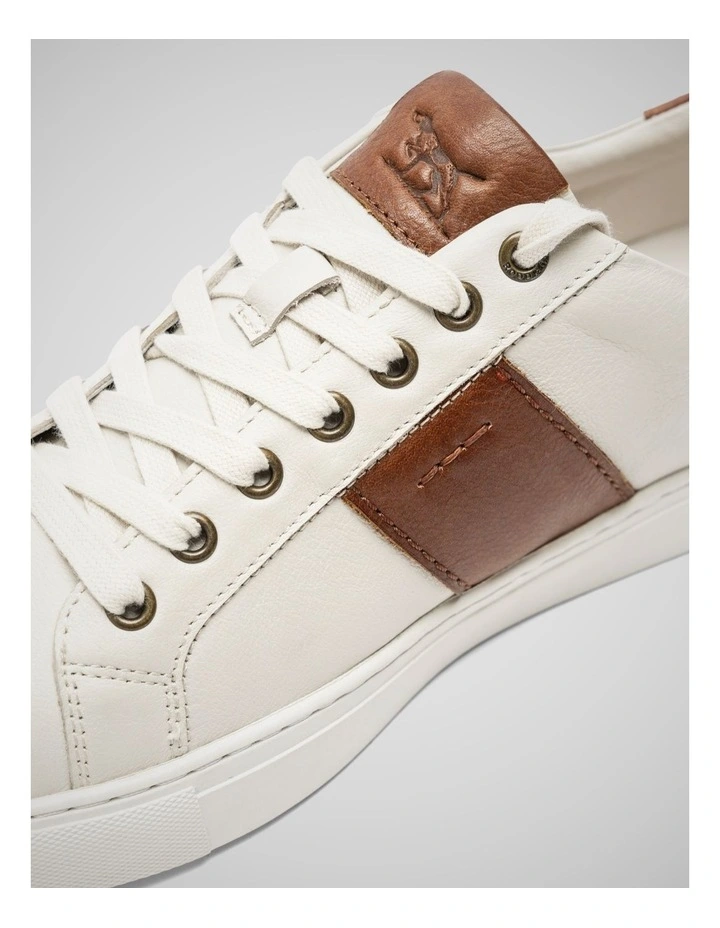 Endeavour Cruise Sneaker in Chalk image 5