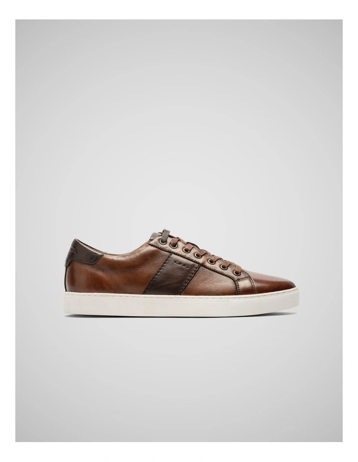 Endeavour Cruise Sneaker in Cognac image 1
