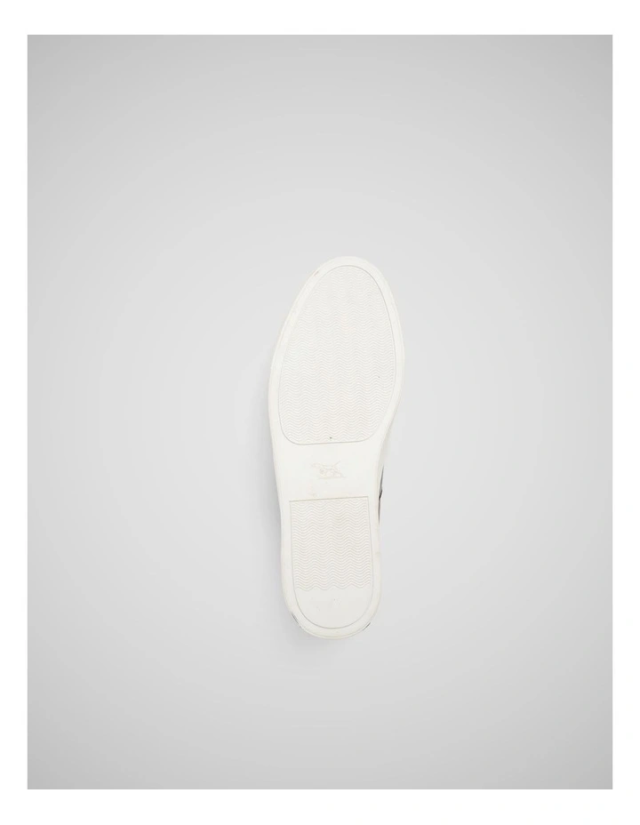 Endeavour Cruise Sneaker in Cognac image 7