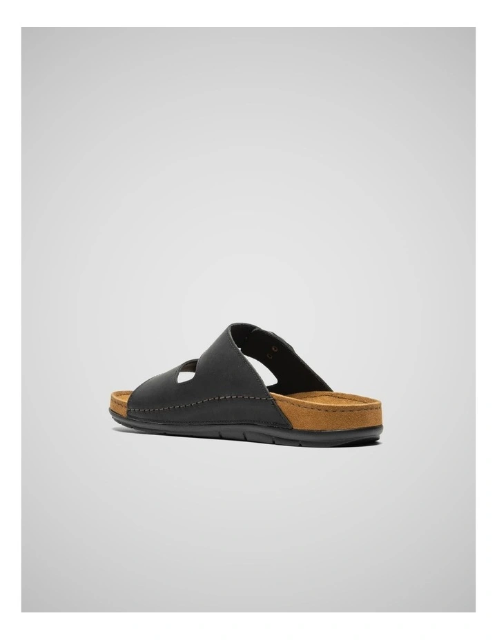 Raglan Slide in Onyx image 3