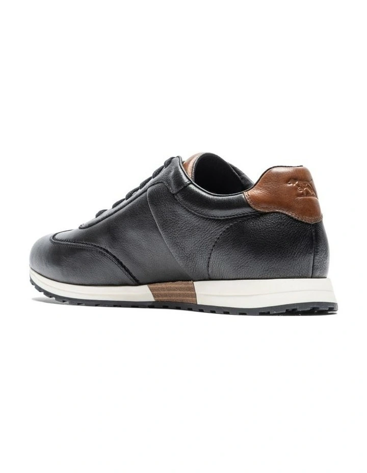 Otago Sneaker in Nero image 3
