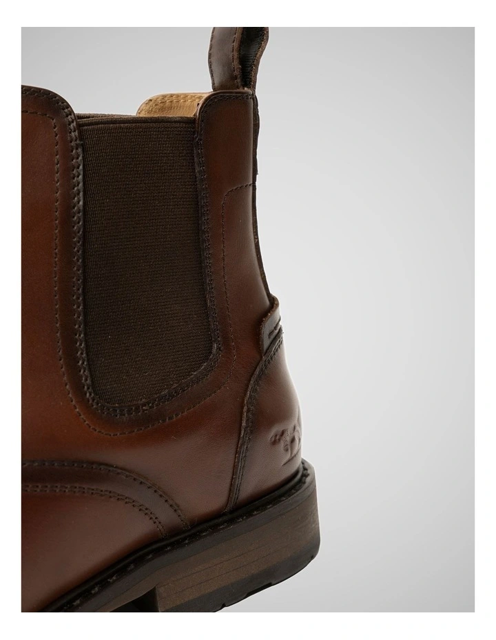 Dargaville Chelsea Boot in Redwood image 5