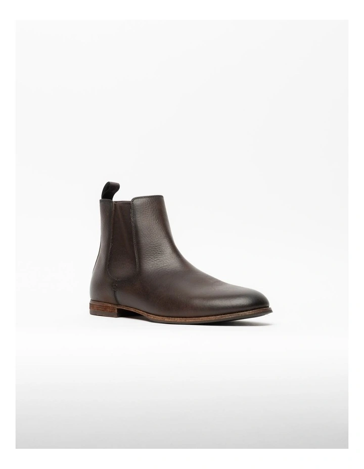 O'Neill Chelsea Boots in Rust image 2