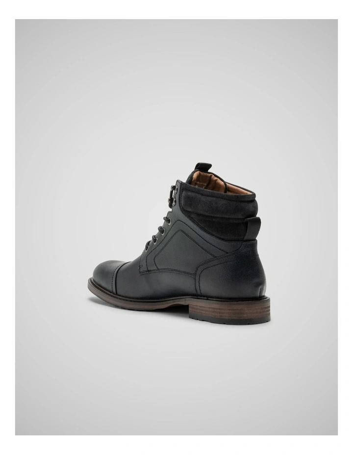 Dunedin Military Boot in Onyx Wash image 3