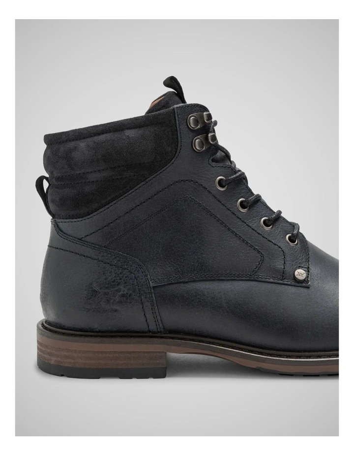 Dunedin Military Boot in Onyx Wash image 5