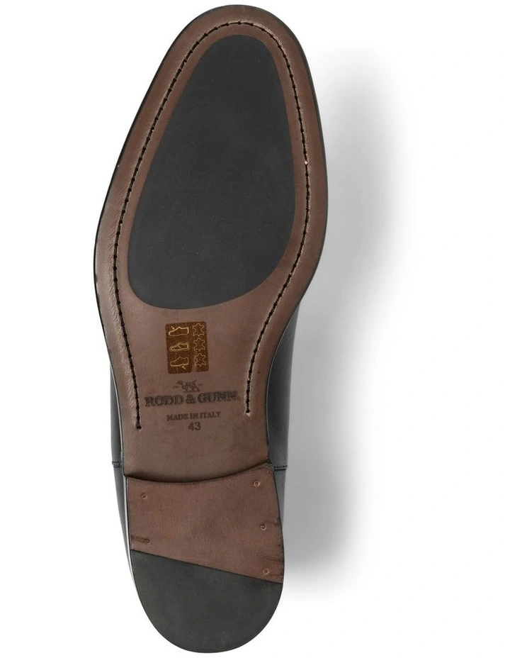 Saddleview Chelsea Boot in Black image 7
