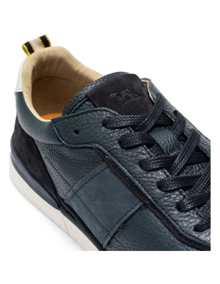 Parnell Sneaker in Navy image 5