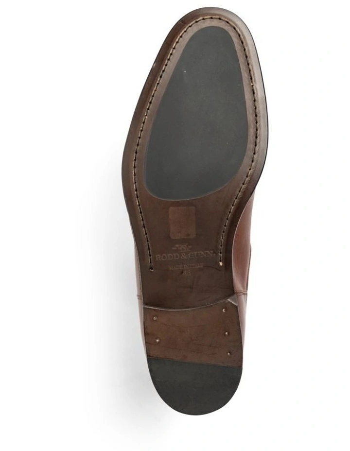Saddleview Chelsea Boot in Brown image 7