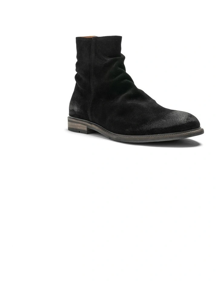 Port Wells Zip Boot in Black image 2