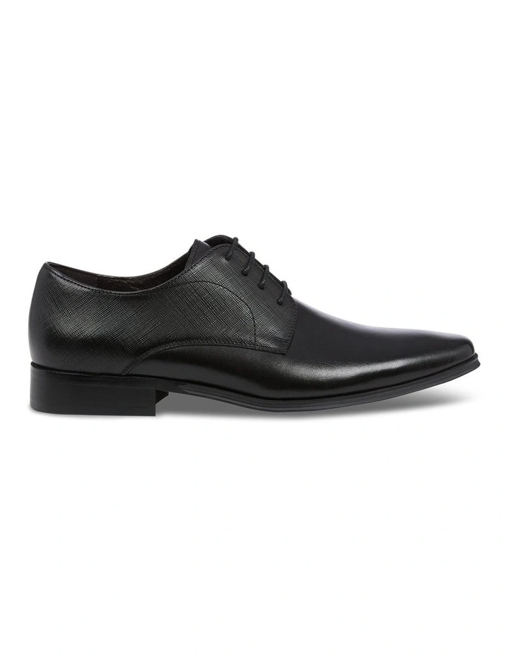 Richie Textured Shoe in Black image 1